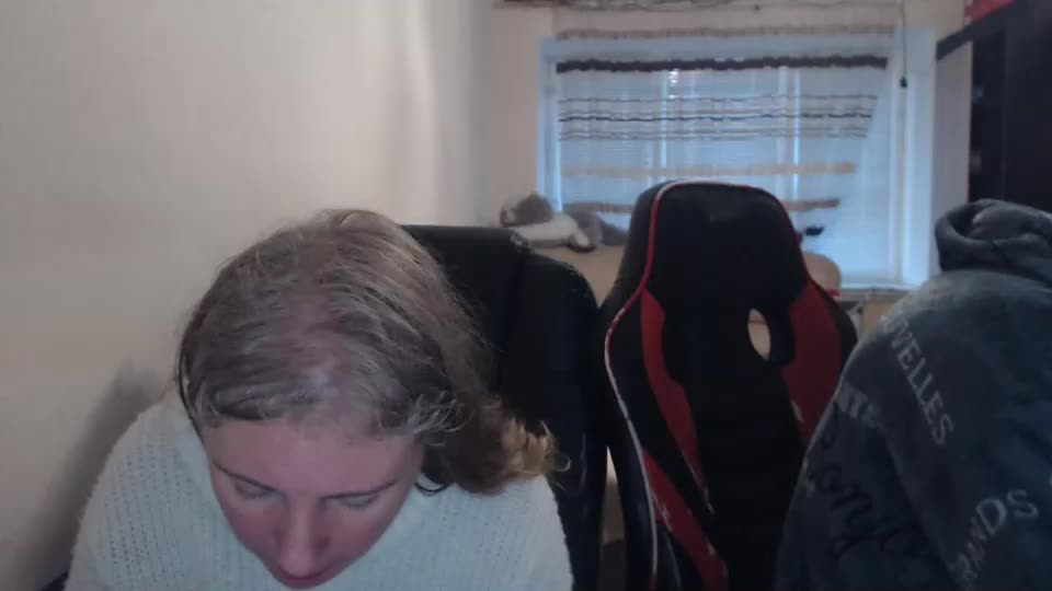 jenisandpeter Cam Model Chat March 4, 2026