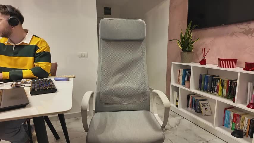 ValeriaGrey Cam Model Chat March 4, 2026