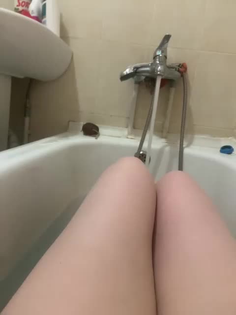 bryzgiduo Cam Model Chat March 4, 2026