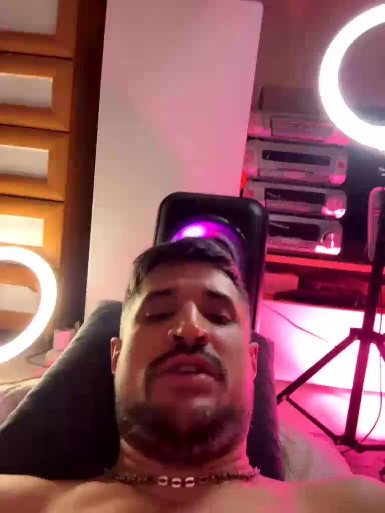 VIP17CoupleDream Cam Model Chat March 5, 2026