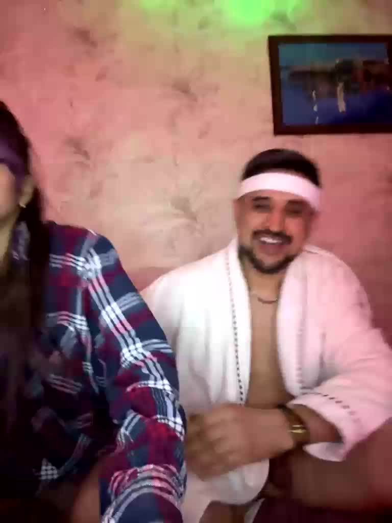 VIP17CoupleDream Cam Model Chat March 5, 2026