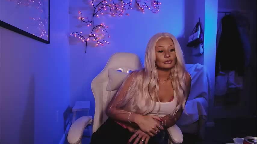 daisyy888 Cam Model Chat March 6, 2026