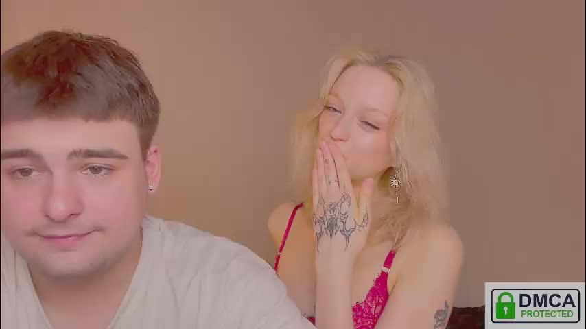 your_molly_mark Cam Model Chat March 6, 2026