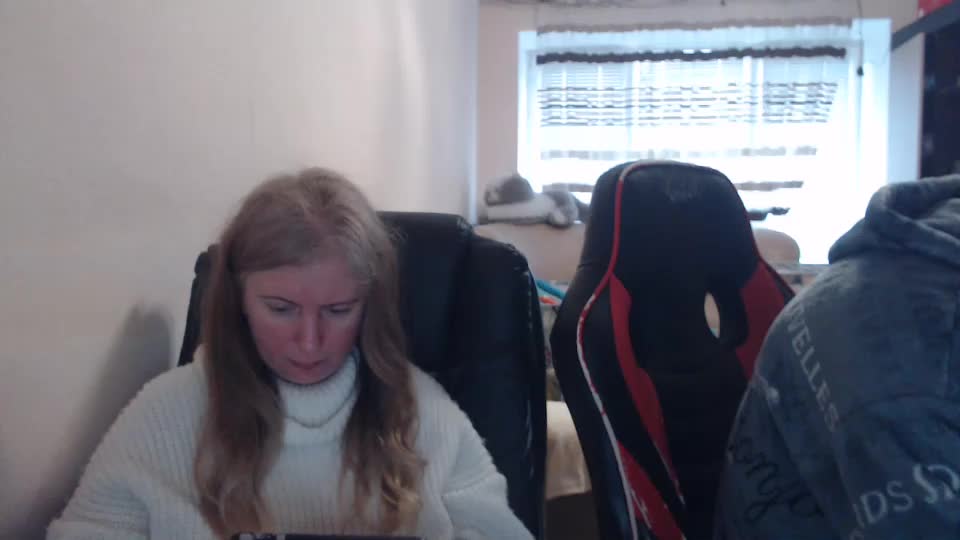 jenisandpeter Cam Model Chat March 6, 2026