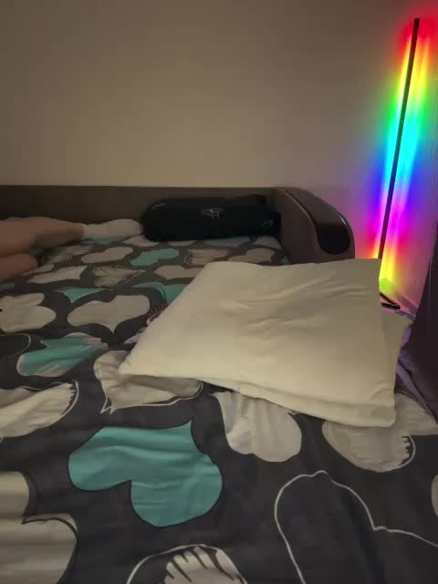 -CherryBerry- Cam Model Chat March 7, 2026