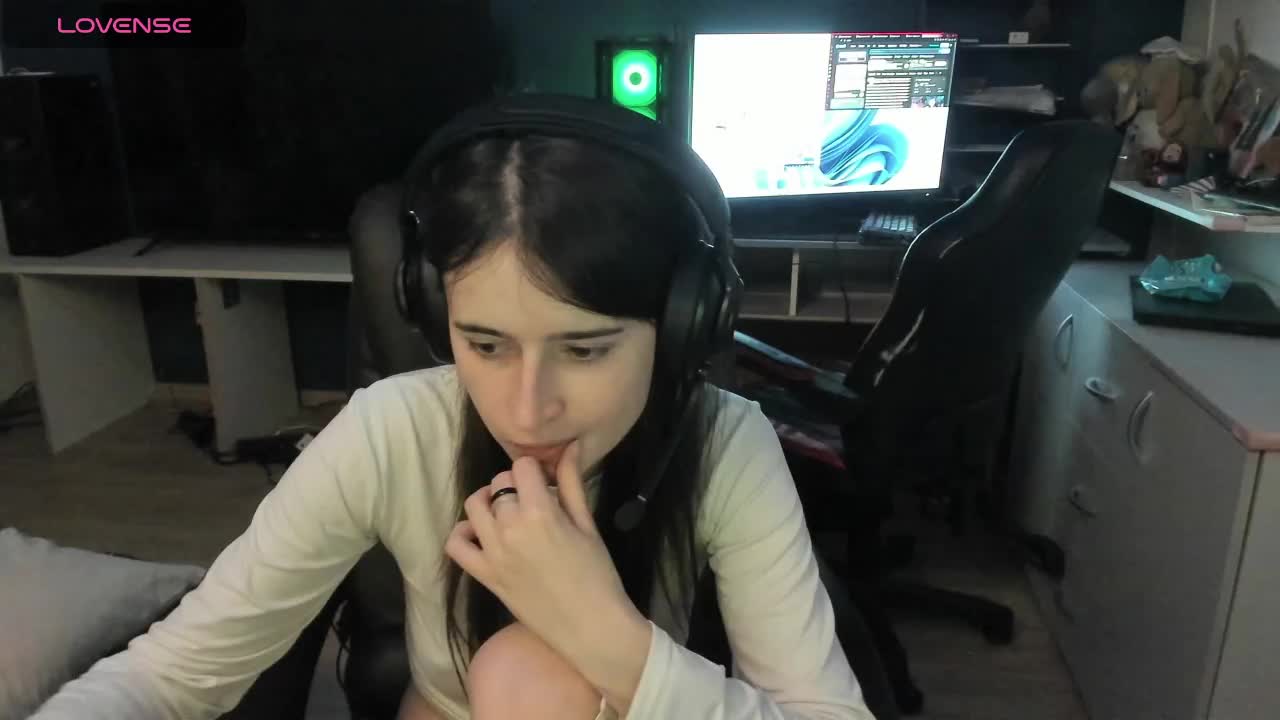 Bonnie_Woods Cam Model Chat March 7, 2026