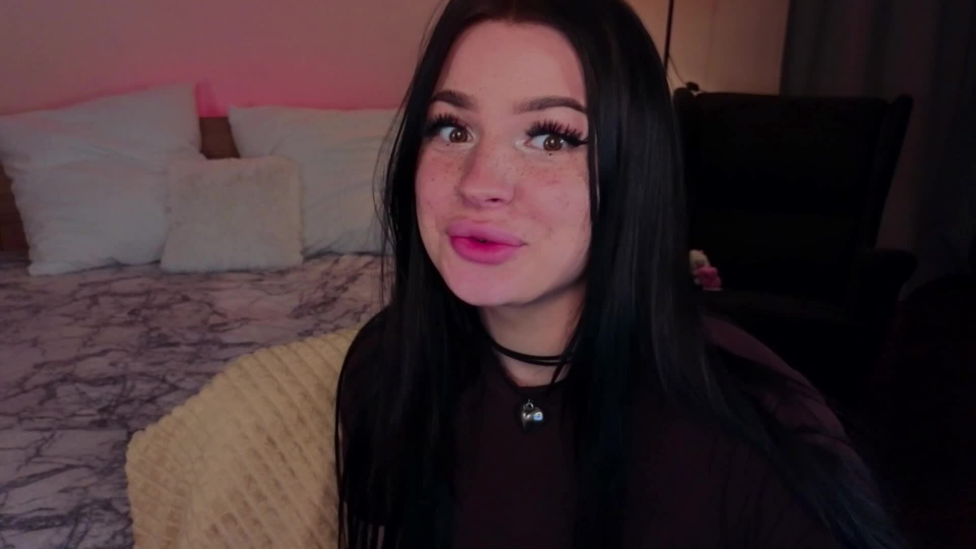 LisaaLiss Cam Model Chat March 7, 2026