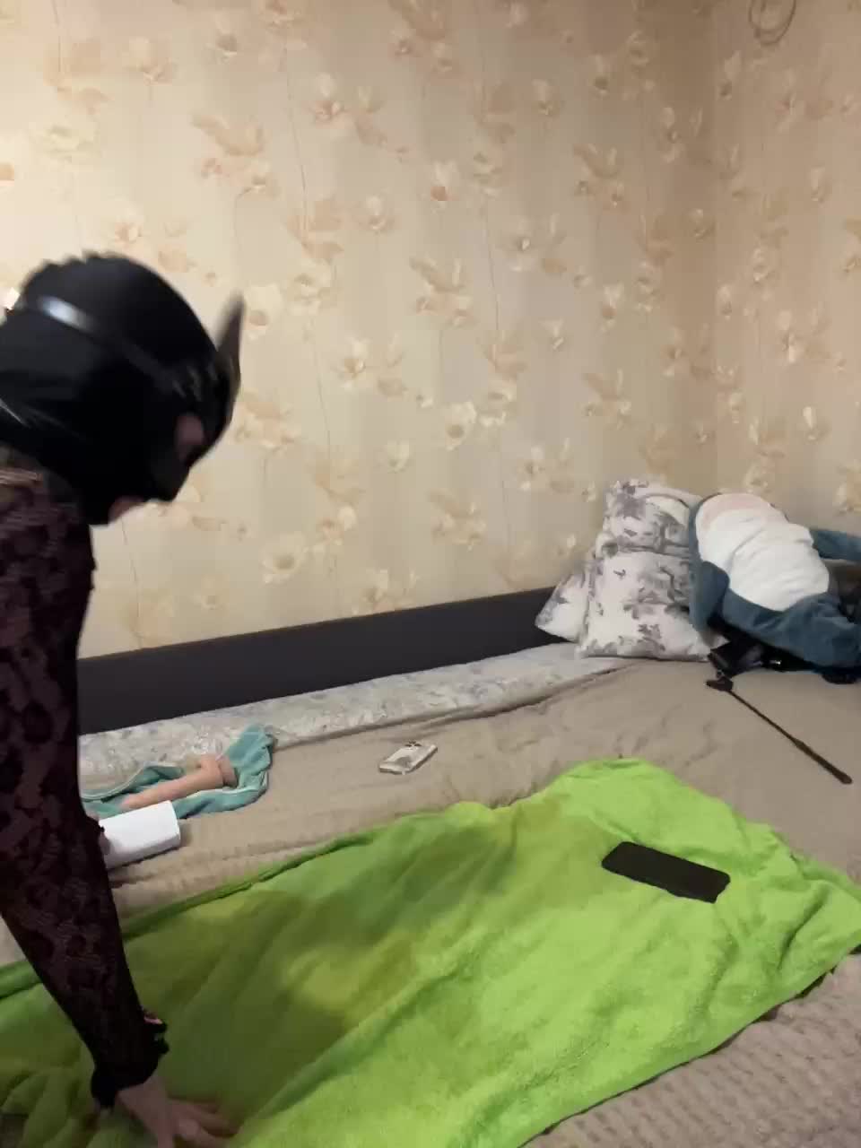 MadmenLovers Cam Model Chat March 7, 2026