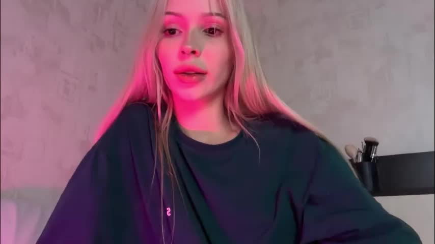 kristy_babe Cam Model Chat March 8, 2026