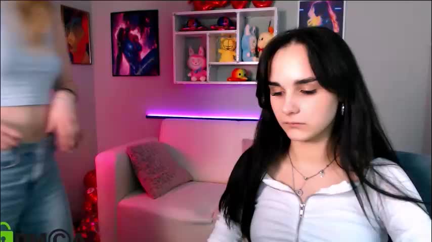 ariana_ross7 Cam Model Chat March 8, 2026
