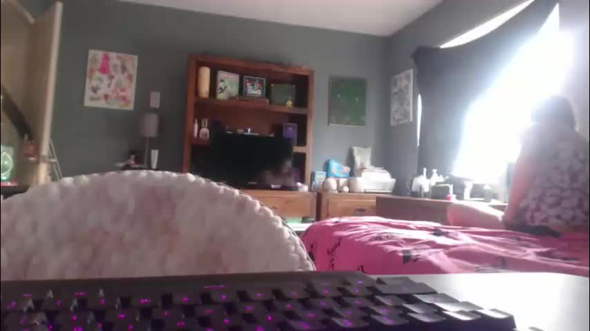 jadelondonxo Cam Model Chat March 8, 2026