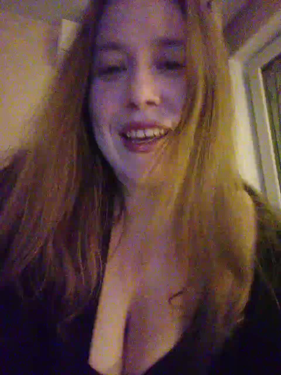 Lubov95 Cam Model Chat March 9, 2026