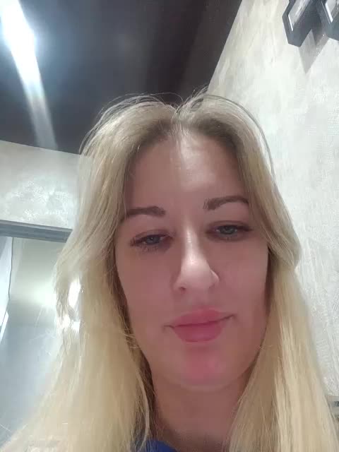 fruittella Cam Model Chat March 9, 2026