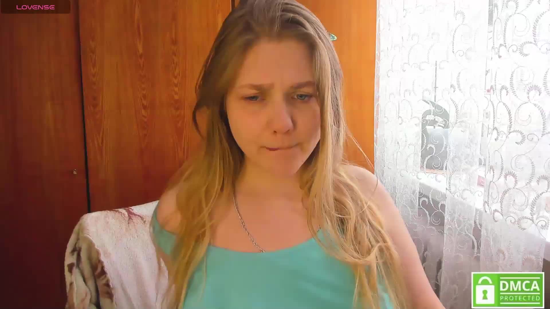 Emma-Frizea Cam Model Chat March 9, 2026