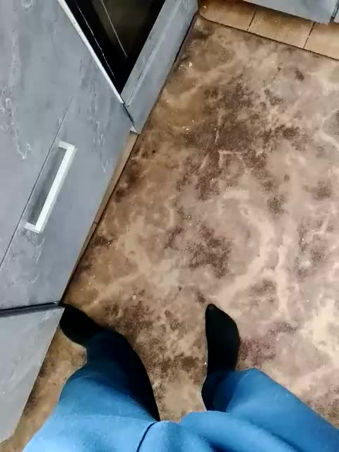 Love-para111 Cam Model Chat March 9, 2026