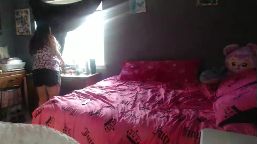 jadelondonxo Cam Model Chat March 9, 2026