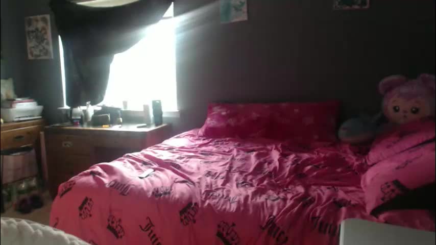 jadelondonxo Cam Model Chat March 9, 2026