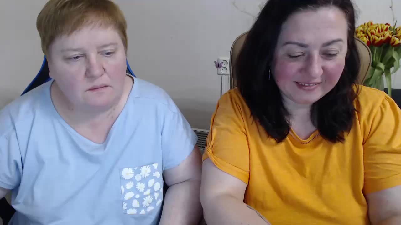 XMollyJaneEX Cam Model Chat March 9, 2026