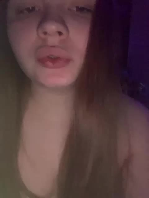 bryzgiduo Cam Model Chat March 9, 2026