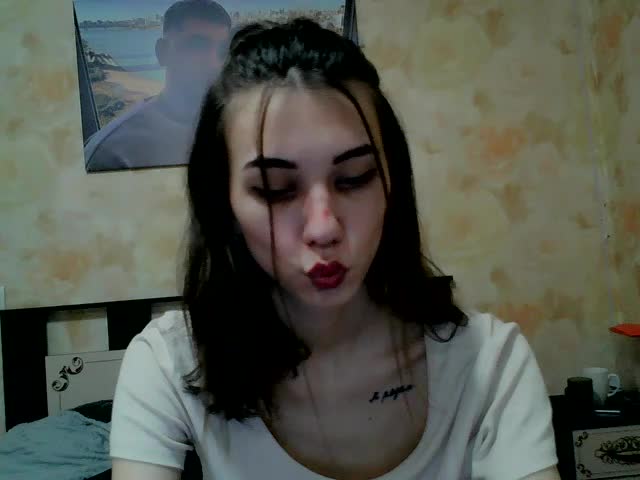 Kiitaa Cam Model Chat March 9, 2026