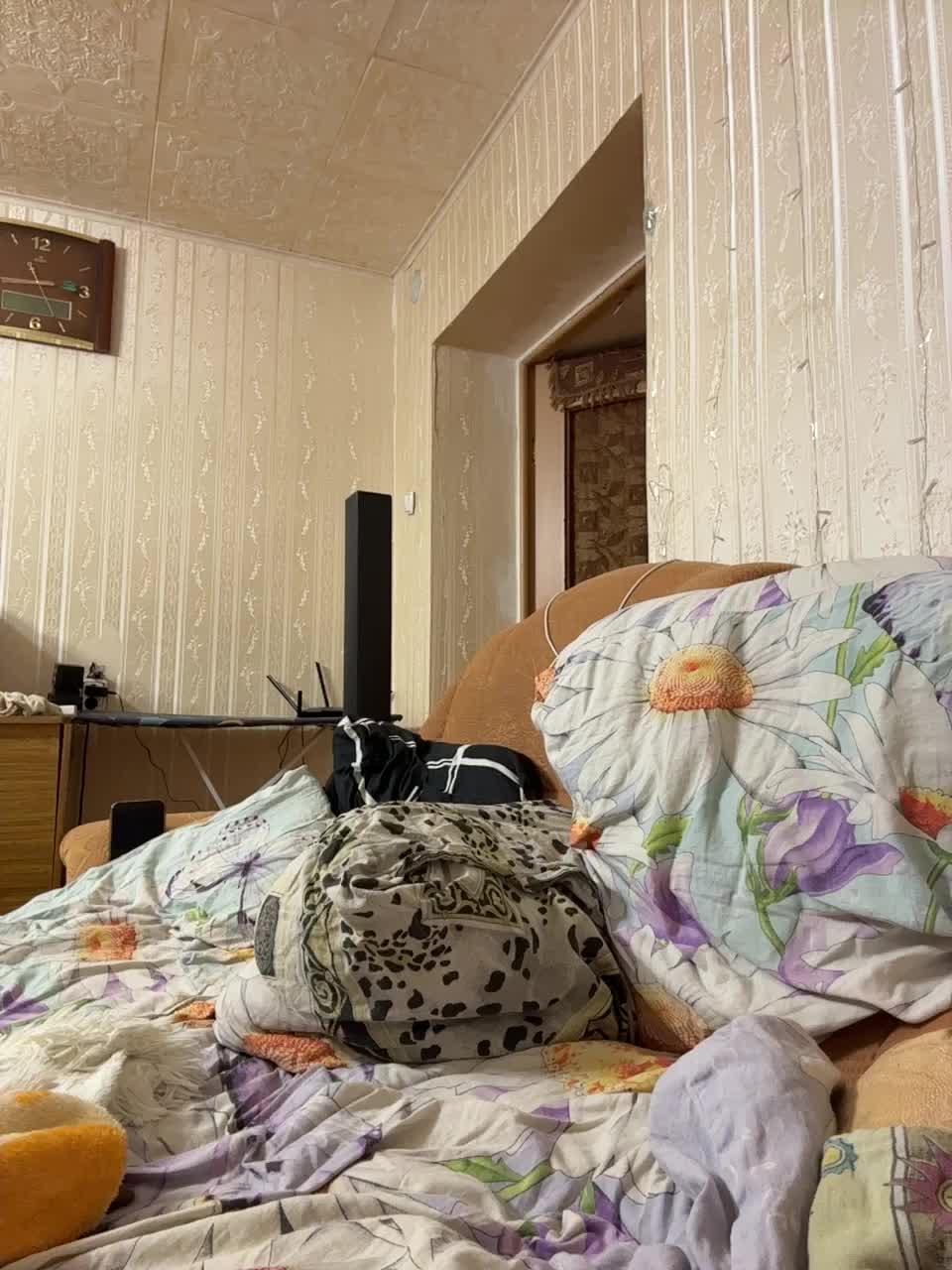 Letti28 Cam Model Chat March 9, 2026