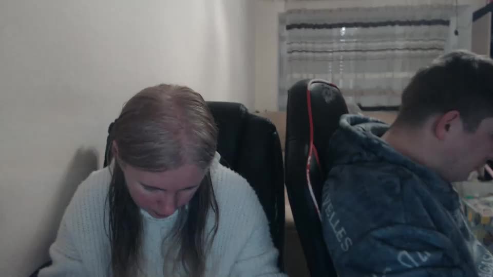 jenisandpeter Cam Model Chat March 10, 2026