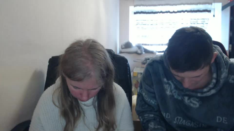 jenisandpeter Cam Model Chat March 10, 2026