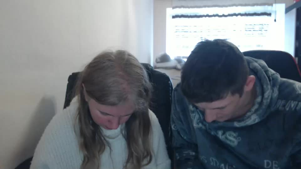 jenisandpeter Cam Model Chat March 10, 2026