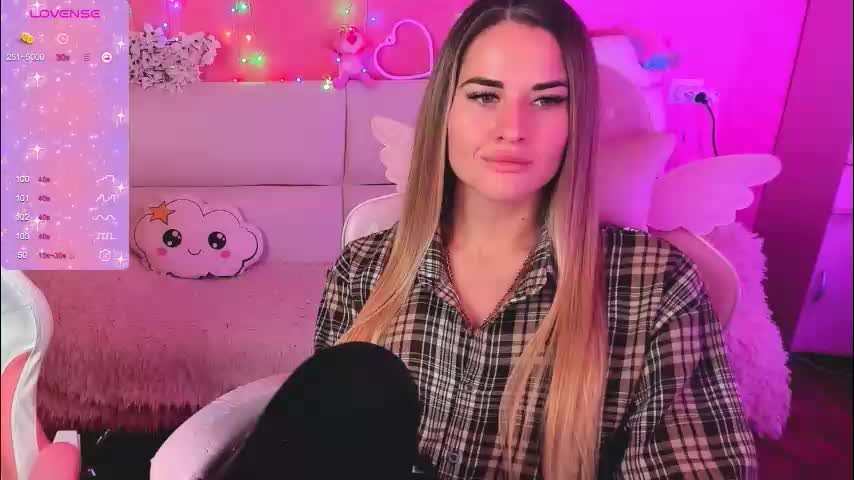 hotty_girls_here Cam Model Chat March 10, 2026