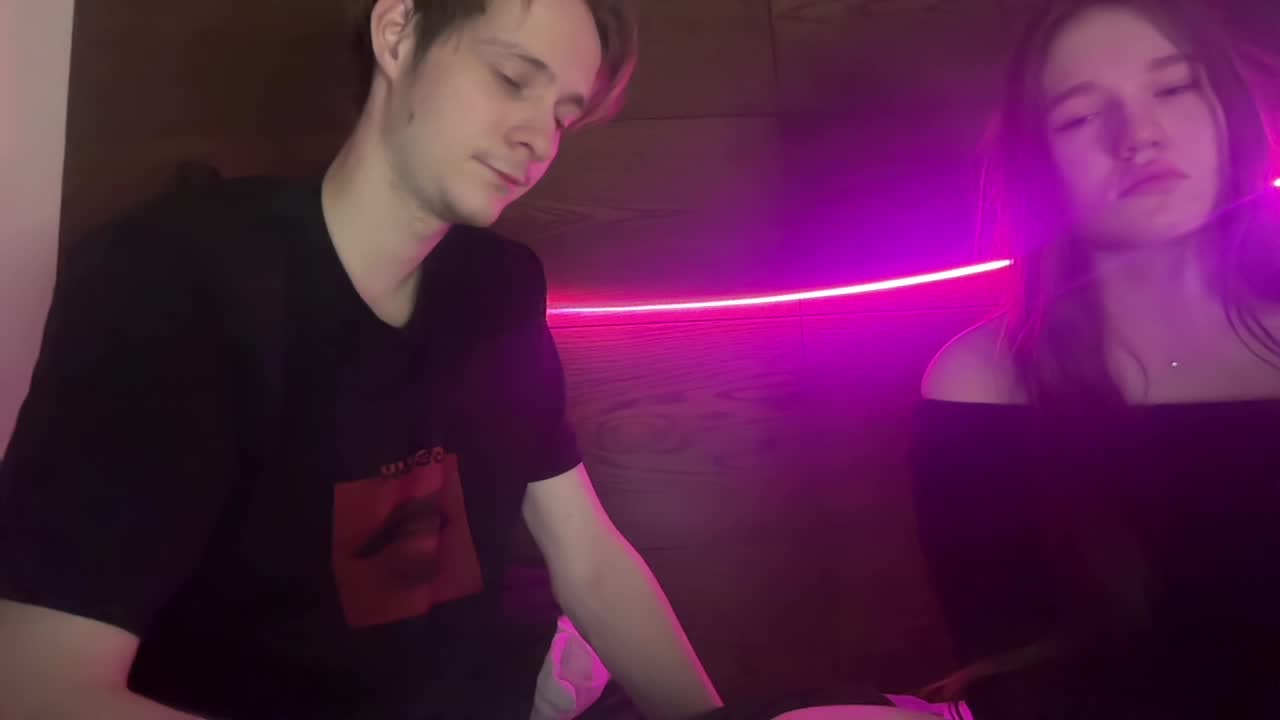 titsDestroy2007 Cam Model Chat March 10, 2026