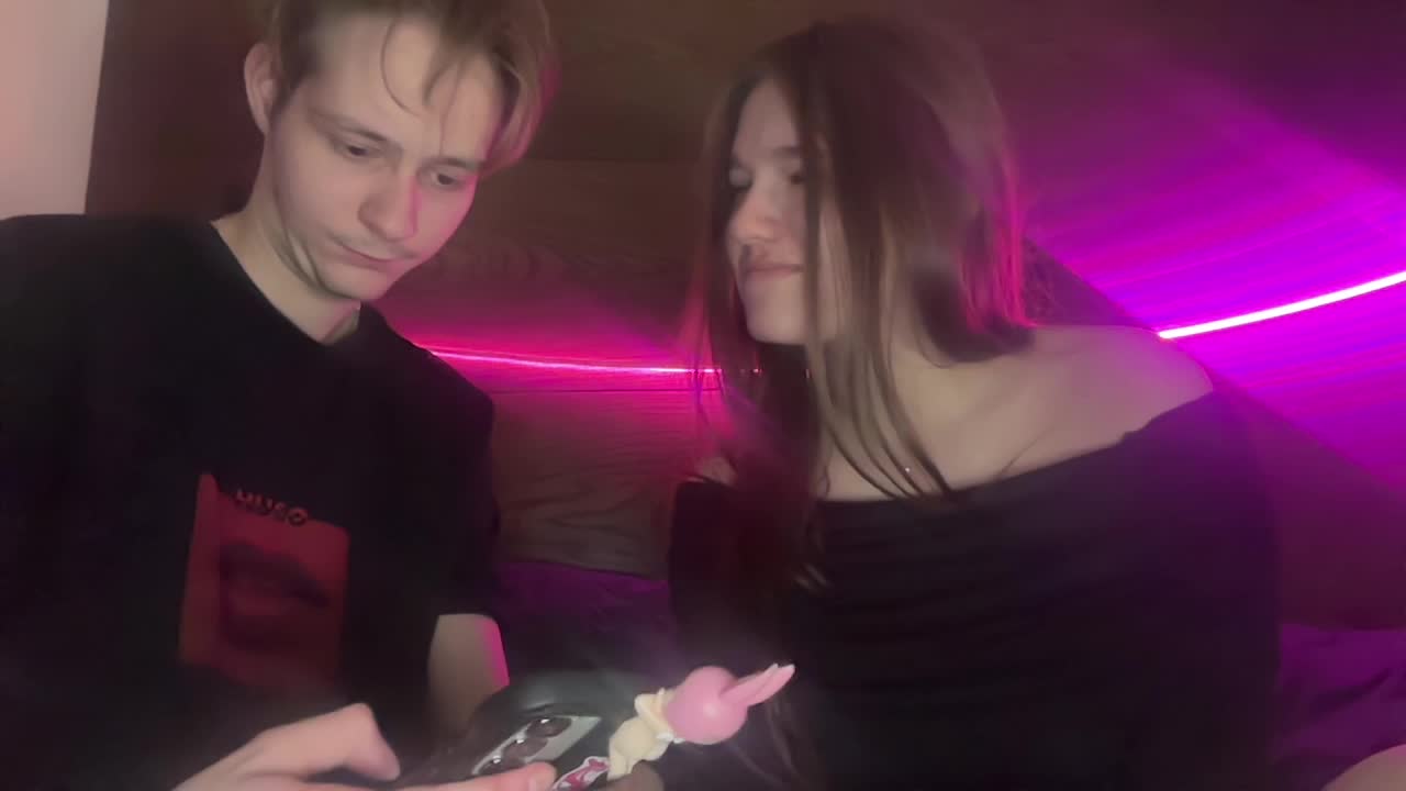 titsDestroy2007 Cam Model Chat March 10, 2026