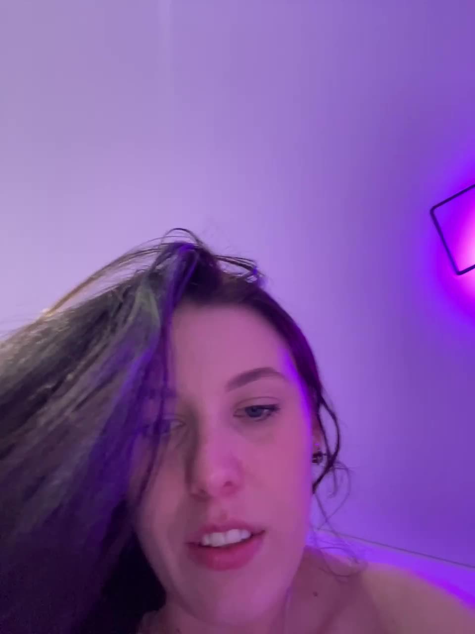 Potifays Cam Model Chat March 10, 2026