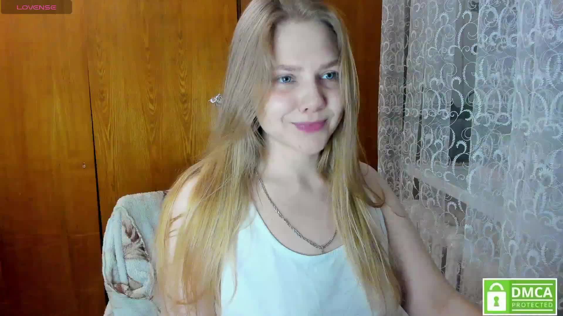 Emma-Frizea Cam Model Chat March 10, 2026