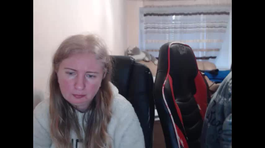 jenisandpeter Cam Model Chat March 10, 2026