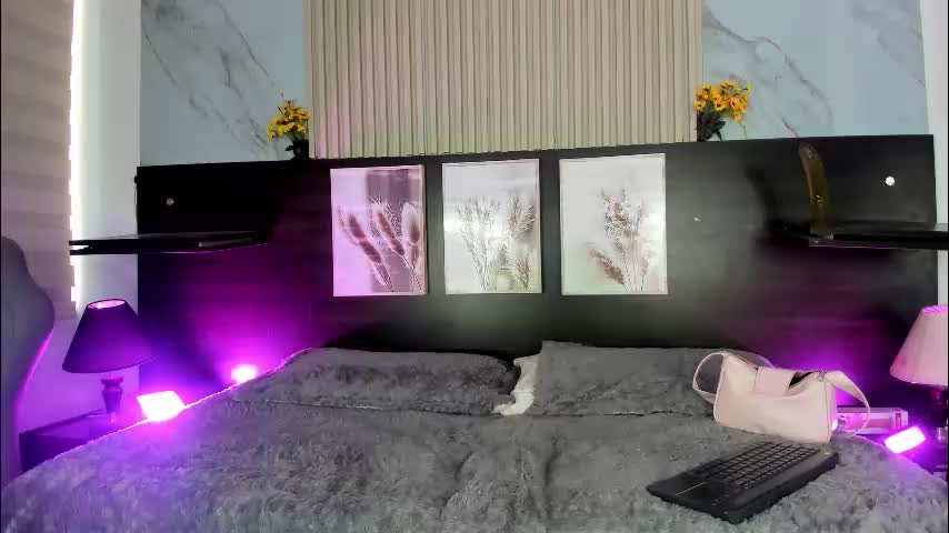 meredith_spencer Cam Model Chat March 11, 2026