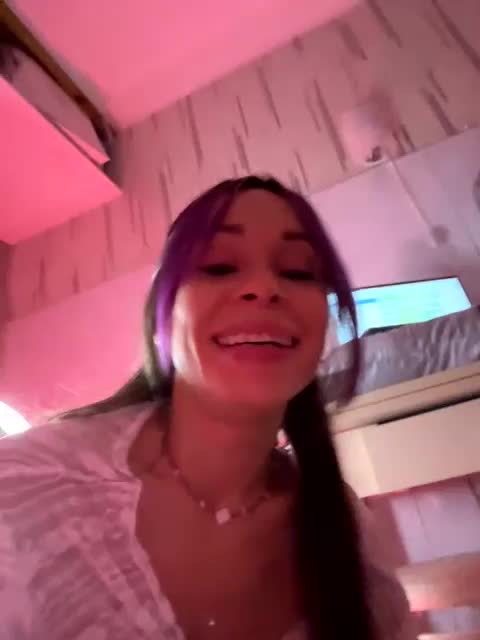 VIP17CoupleDream Cam Model Chat March 11, 2026