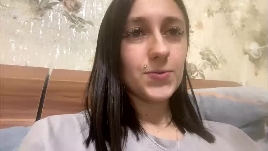 viktoria9898 Cam Model Chat March 11, 2026