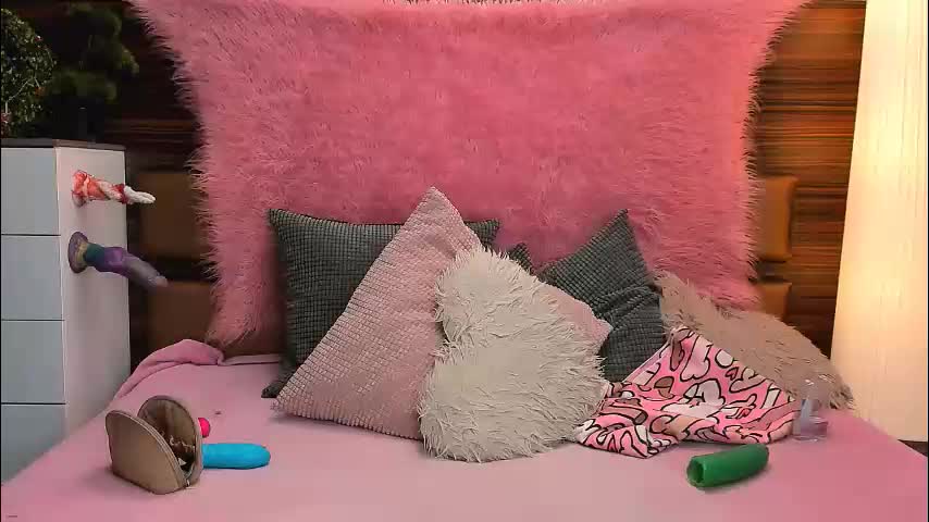 kittysprinklesx Cam Model Chat March 11, 2026