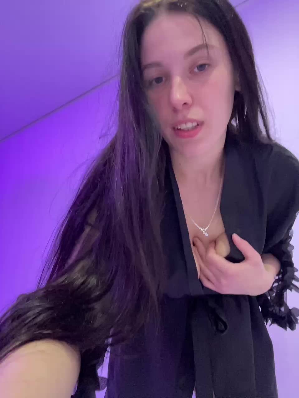 Potifays Cam Model Chat March 11, 2026