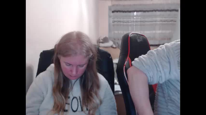 jenisandpeter Cam Model Chat March 11, 2026