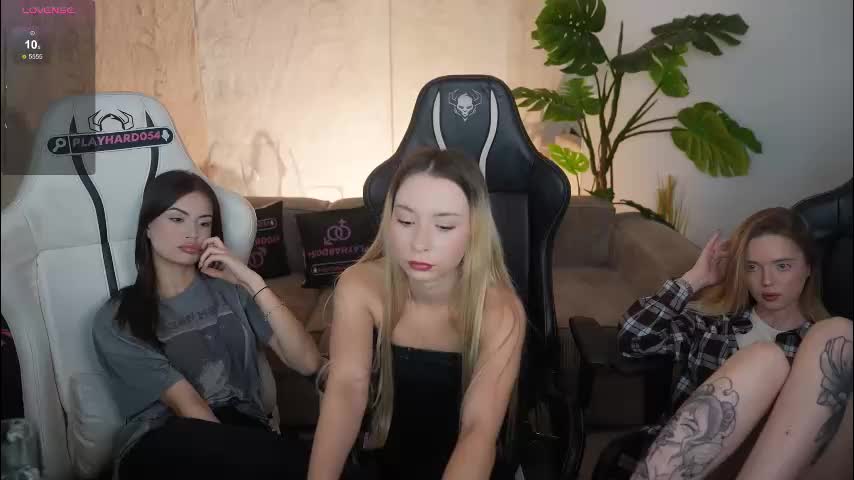 kira0541 Cam Model Chat March 12, 2026