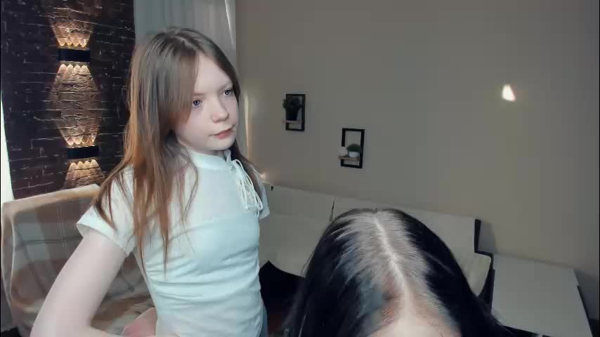 wine_on_lips Cam Model Chat March 12, 2026