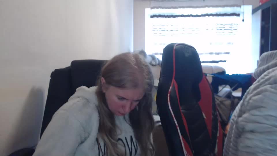 jenisandpeter Cam Model Chat March 12, 2026