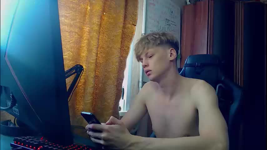 shyredstar Cam Model Chat March 12, 2026