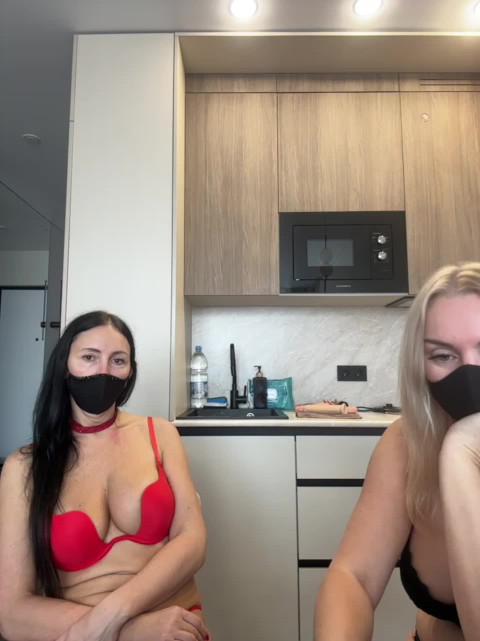 Milana555550 Cam Model Chat March 12, 2026