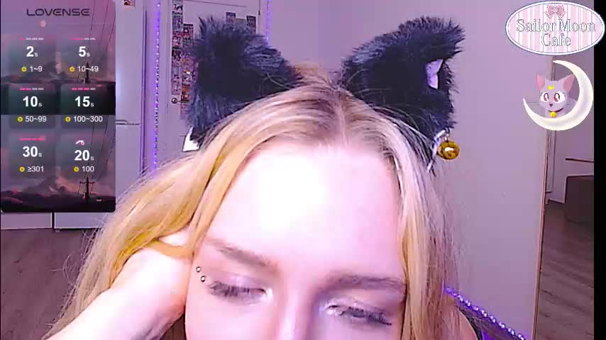 sailormoon666_ Cam Model Chat March 12, 2026