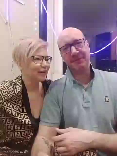 TilyTily Cam Model Chat March 12, 2026