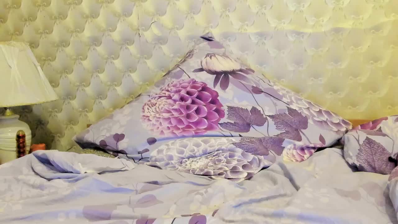 Kiticattt Cam Model Chat March 12, 2026