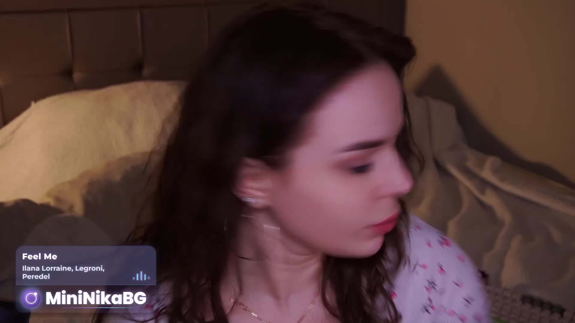 MiniNika Cam Model Chat March 12, 2026