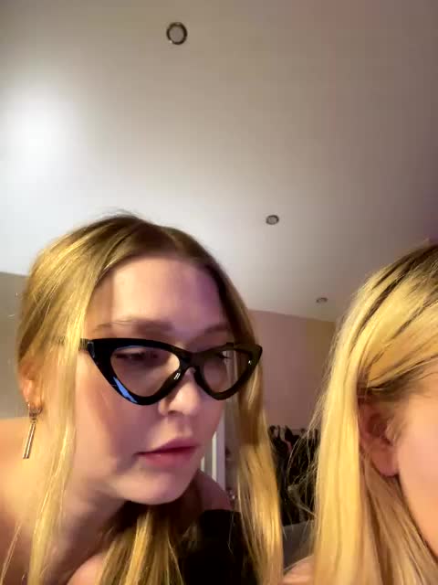 Iiiillllyyyy Cam Model Chat March 12, 2026